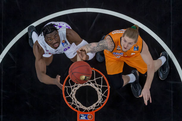 仅仅是一名 仅仅是一名