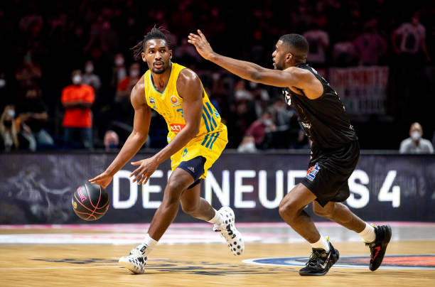 的对决令人 的对决令人