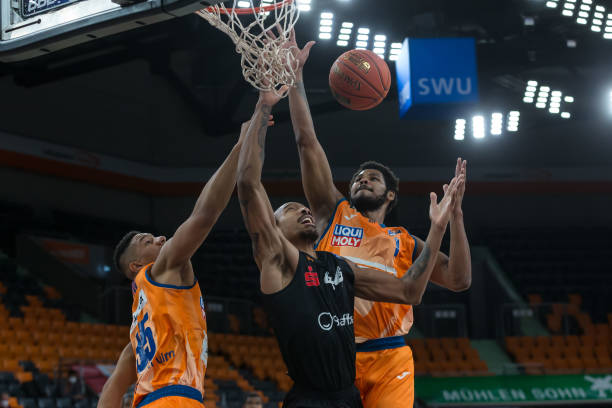 全队三分球 全队三分球